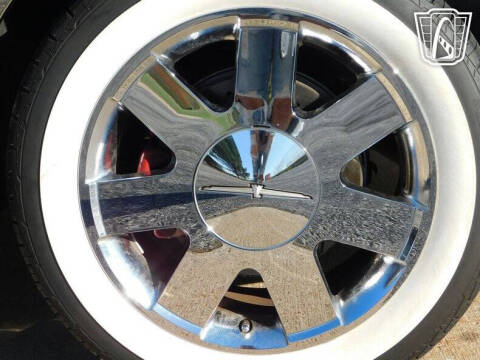 2003 Ford Thunderbird