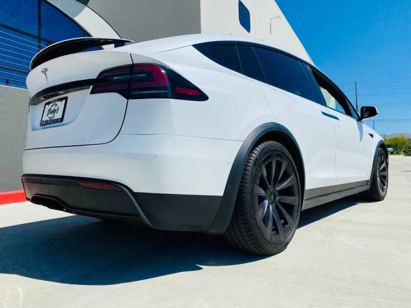 2023 Tesla Model X Standard Range