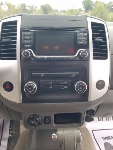 2017 Nissan Frontier SV