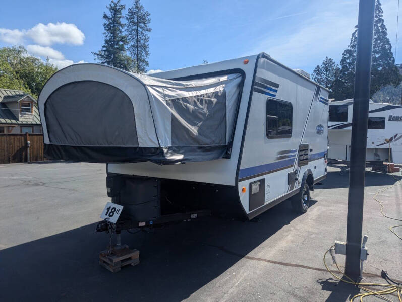 2018 Jayco Jay Feather X17Z / 18ft