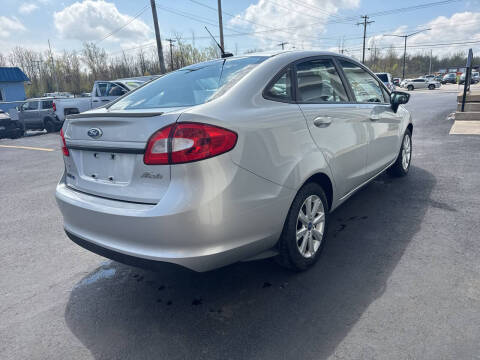 2012 Ford Fiesta SE