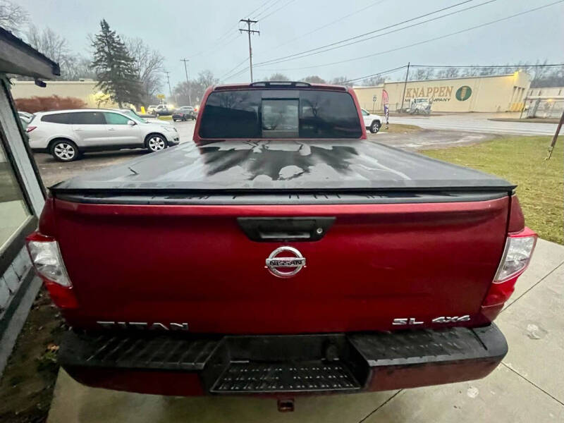 2017 Nissan Titan SL