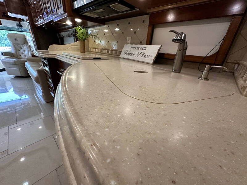 2012 Tiffin Allegro 43 QRP 450hp Diesel, 1.5 Bath