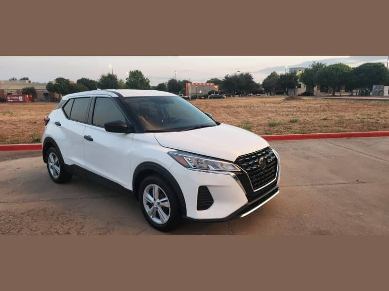 Used 2022 Nissan Kicks S with VIN 3N1CP5BVXNL487932 for sale in Dallas, TX