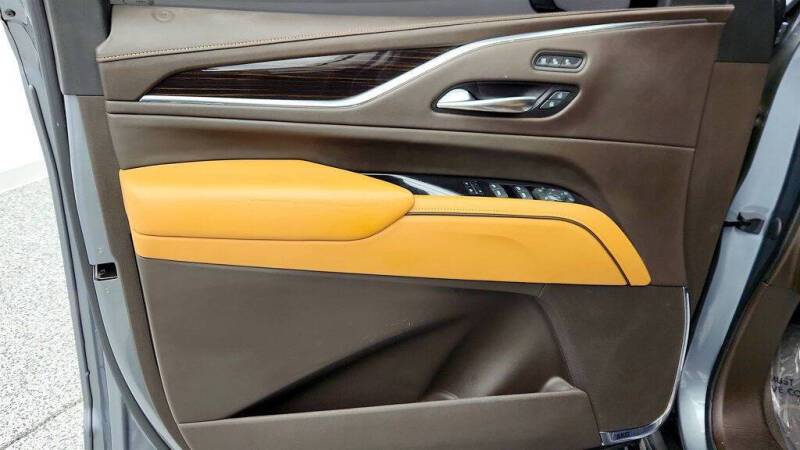 2021 Cadillac Escalade Sport