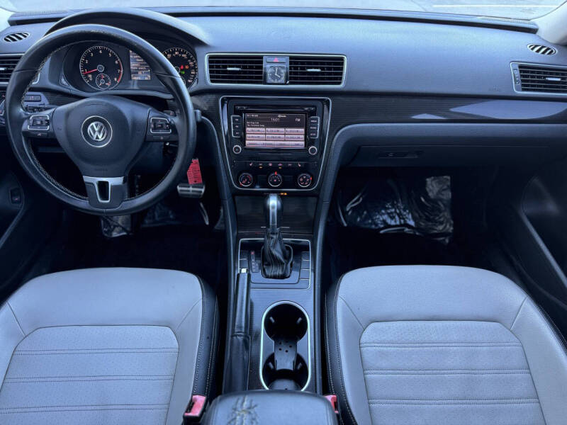 2015 Volkswagen Passat 1.8T Sport