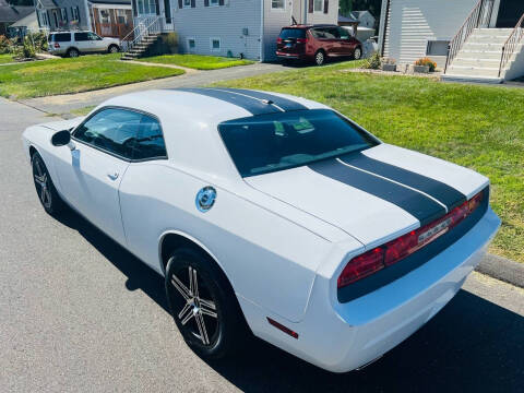 2013 Dodge Challenger SXT