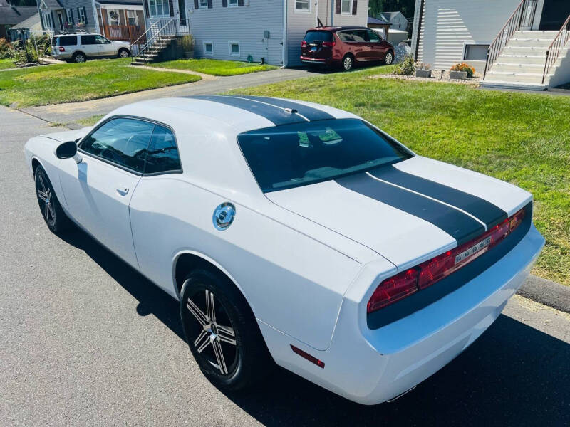 2013 Dodge Challenger SXT