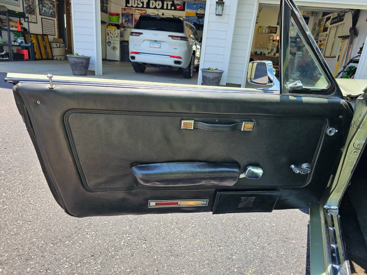 1967 Mercury Cougar XR7 109