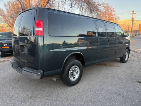 2017 Chevrolet Express LT 3500
