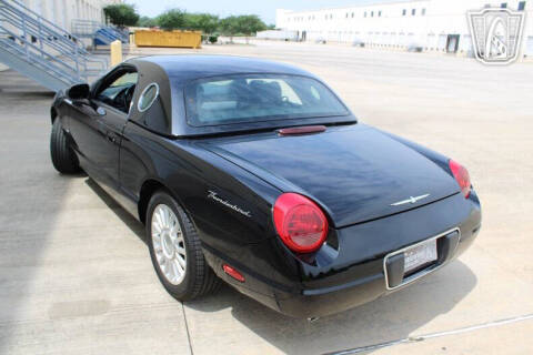 2004 Ford Thunderbird Deluxe
