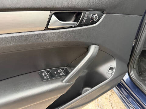 2014 Volkswagen Passat 1.8T SE PZEV