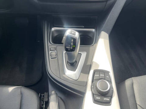 2014 BMW 3 Series 320i