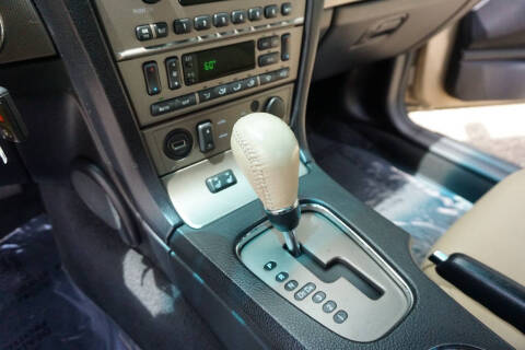 2005 Ford Thunderbird Deluxe