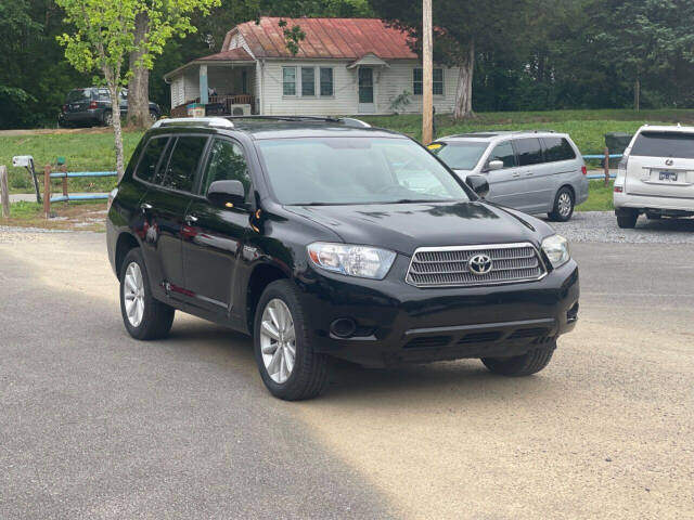 2008 Toyota Highlander Hybrid for sale at Hayasa Motors, LLC. in Sevierville, TN