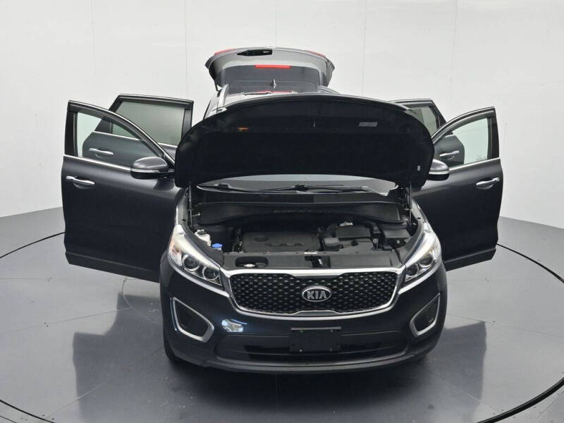 2017 Kia Sorento LX