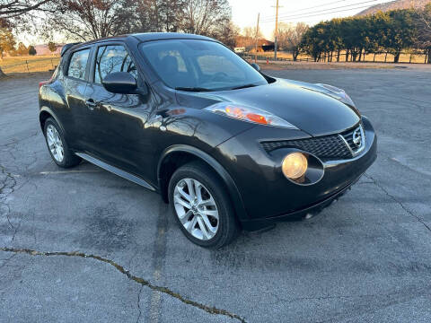 2011 Nissan JUKE for sale at TRAVIS AUTOMOTIVE in Corryton TN