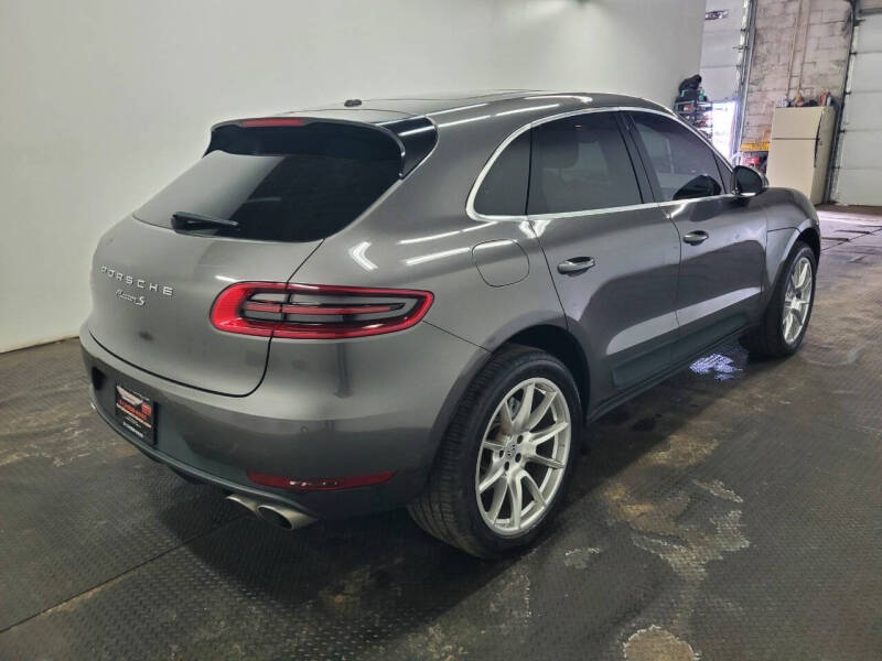 2016 Porsche Macan S