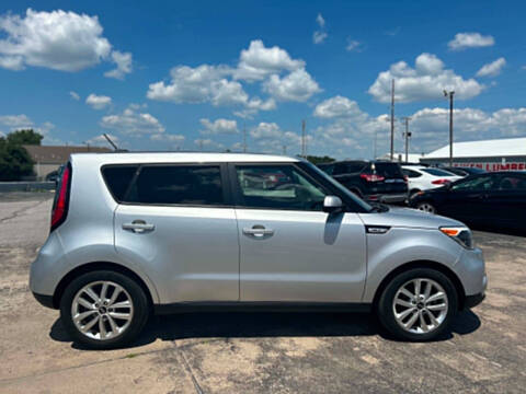 2019 Kia Soul +