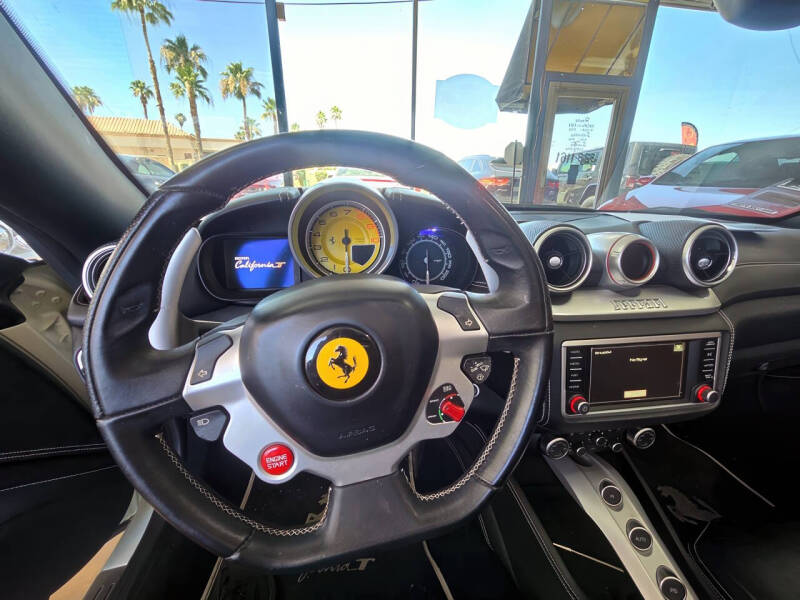 2017 Ferrari California T