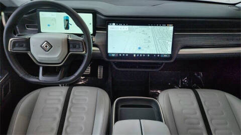 2024 Rivian R1S Launch Edition