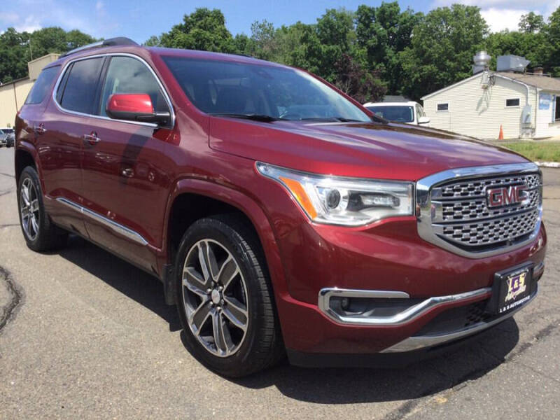 2017 GMC Acadia Denali
