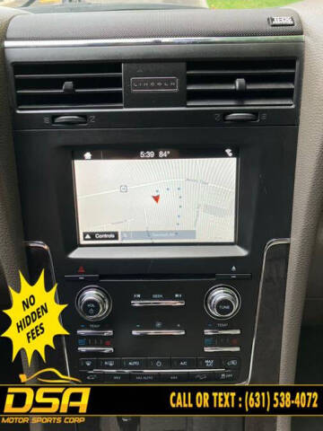 2016 Lincoln Navigator Select