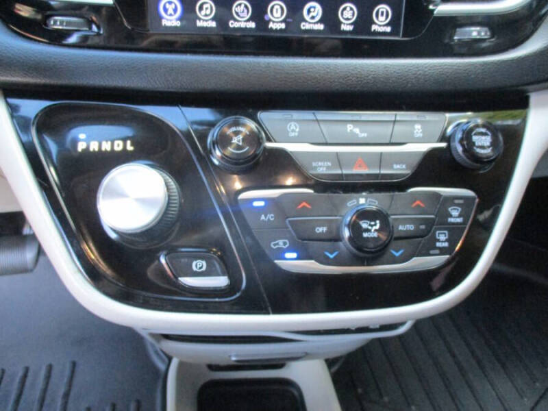 2017 Chrysler Pacifica