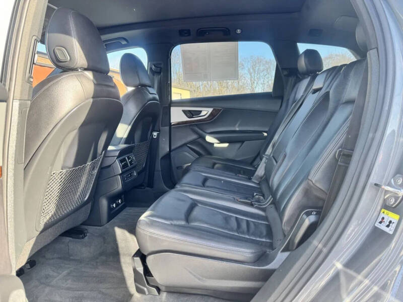 2018 Audi Q7 2.0T quattro Premium Plus