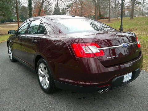 2011 Ford Taurus SEL