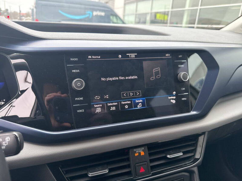 2022 Volkswagen Taos SE 4Motion