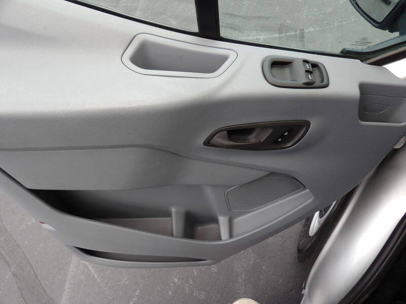 2017 Ford Transit