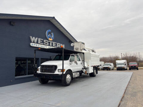 2000 Ford F750 Forestry Bucket Truck