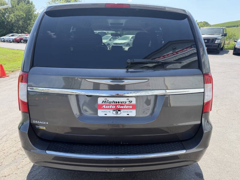 2015 Chrysler Town and Country Touring