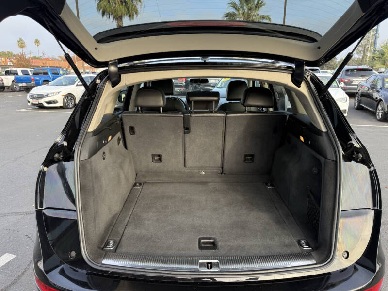 2012 Audi Q5 3.2 quattro Premium Plus