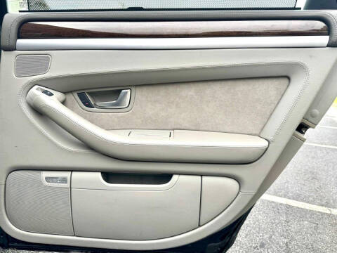 2007 Audi S8 quattro