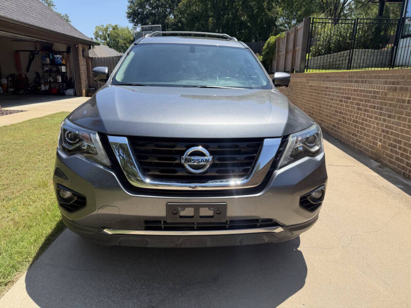 2017 Nissan Pathfinder Platinum