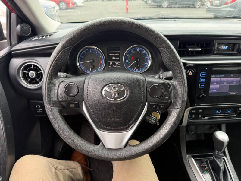 2017 Toyota Corolla SE