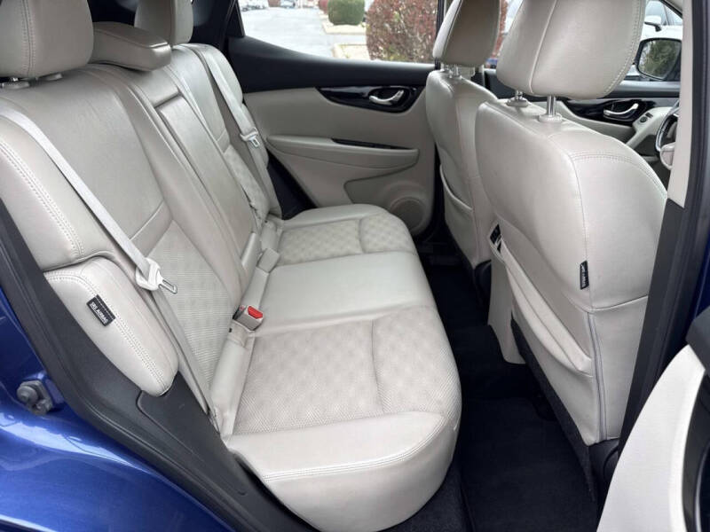 2022 Nissan Rogue Sport SV