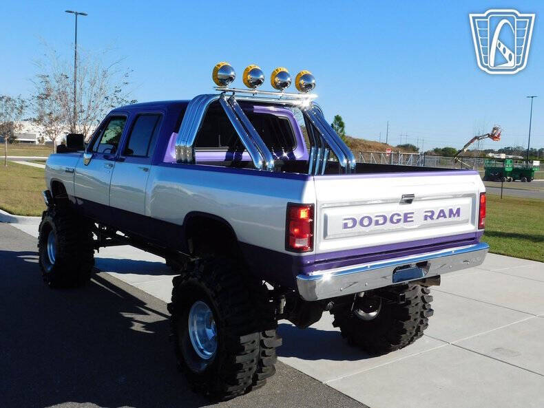 1985 Dodge RAM 350