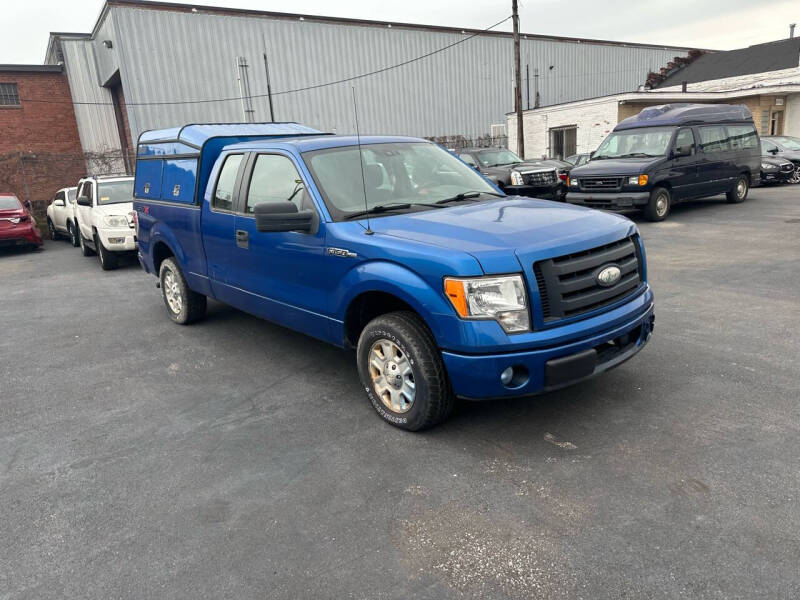 2009 Ford F-150 STX photo 31