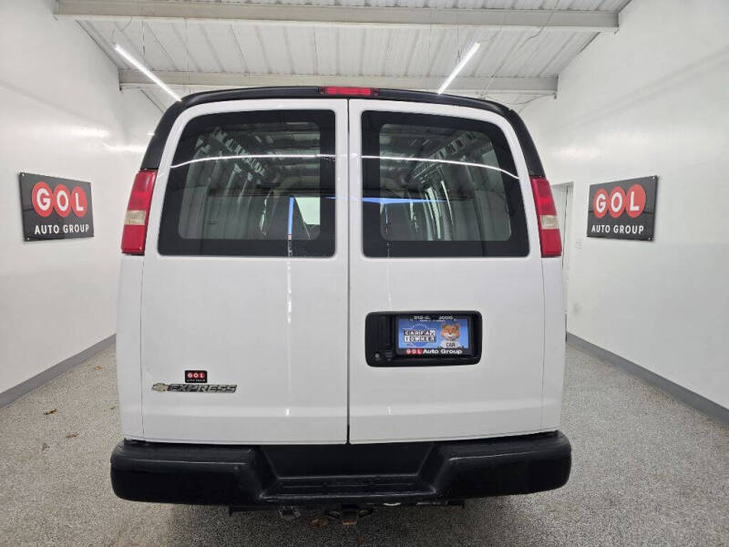 2019 Chevrolet Express 2500