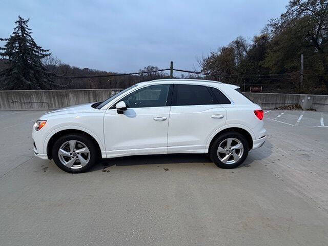 2020 Audi Q3 quattro Premium 45 TFSI