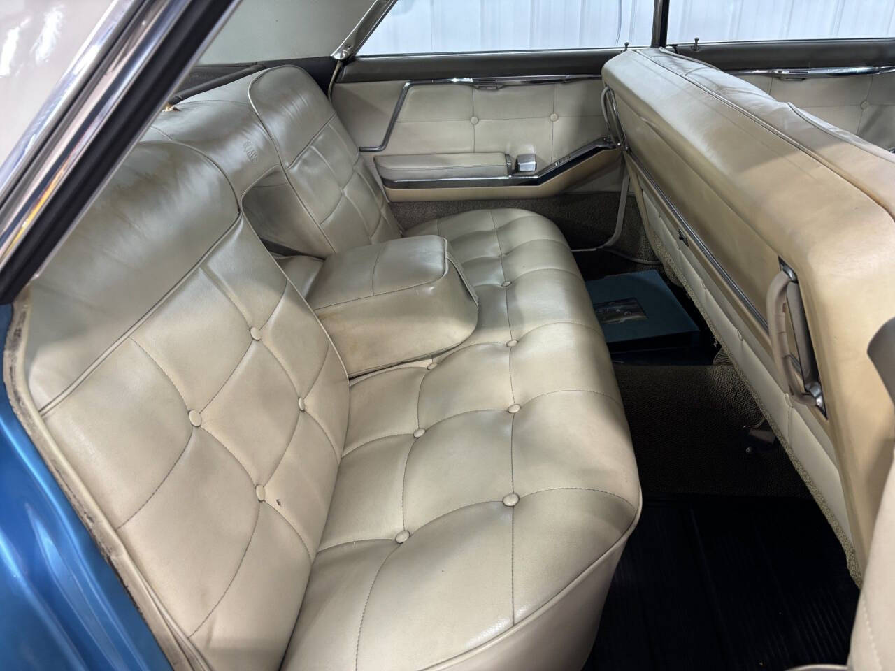 1963 Cadillac DeVille 34