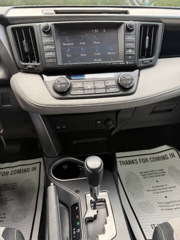2017 Toyota RAV4 XLE