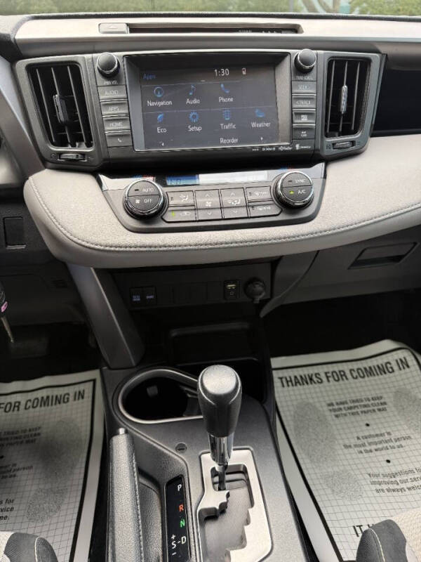 2017 Toyota RAV4 XLE