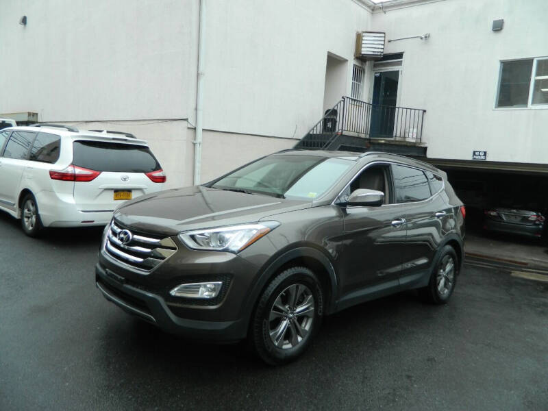 2014 Hyundai Santa Fe for sale at Daniel Auto Sales in Yonkers NY