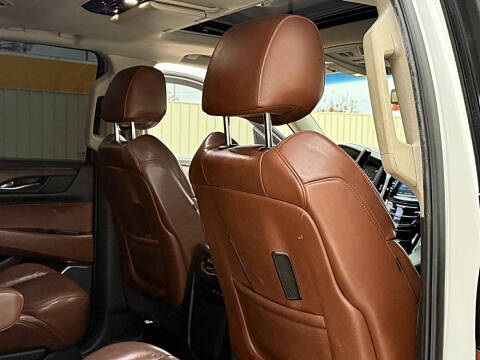 2017 Cadillac Escalade ESV Premium Luxury