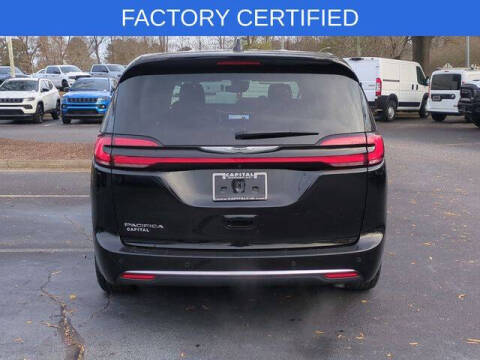 2024 Chrysler Pacifica Touring L