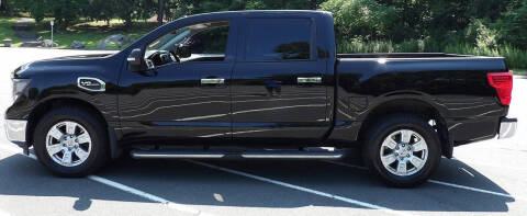 2017 Nissan Titan SV